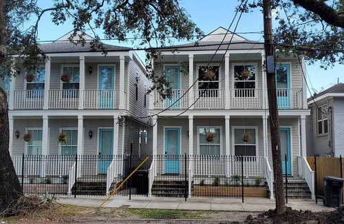 Milan Cottage | La Belle Cottage II 2queenbeds 10min to French Qtr