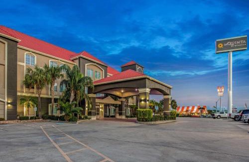 Central City Hotel | La Quinta by Wyndham Corpus Christi Airport
