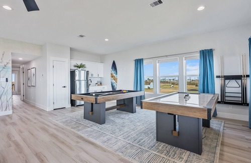 Port Bolivar House | Laguna Villa: The Ultimate Beachfront Mega-Retreat: 9BR, Sleep 32