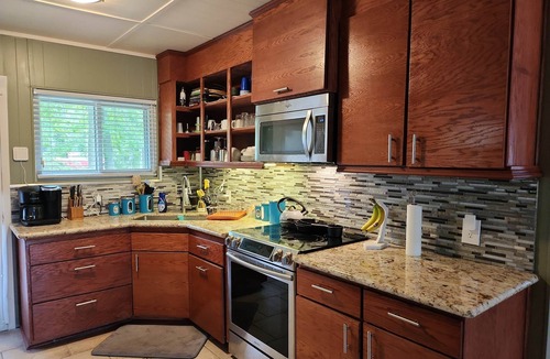 Hillister House | Lake Escape at Reserve & Roam