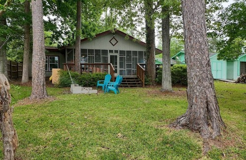 Hillister House | Lake Escape at Reserve & Roam