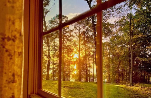 Etoile Cabin | Lake Sam Rayburn Cabin! DIRECT WATERFRONT! Bring Jet Skies, Boat, Fishing Gear!