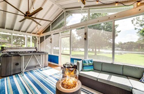 Wills Point House | Lake Tawakoni Access + Hot Tub - Wills Point Home!
