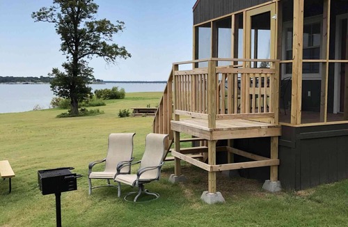 Mead Cabin | Lake Texoma Lakefront Cabin - Call of the Wild