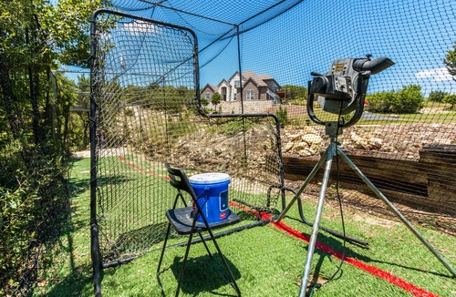 Travis Landing House | Lake Travis Acreage with Hilltop Views