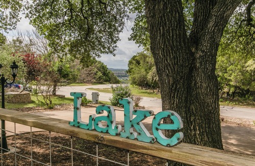 Waterford On Lake Travis House | Lake Travis Retreat! Kayaks/Boat Launch/Pool/Park/Point Venture/"Summit Ridge"