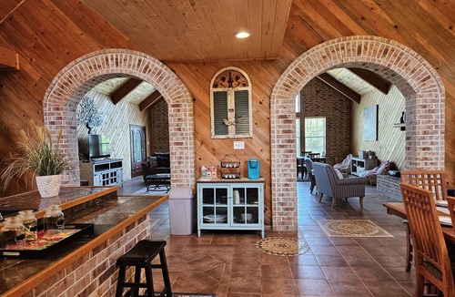 Chandler House | Lakefront Home! Relax and Enjoy Wide Open Views of Lake Palestine!