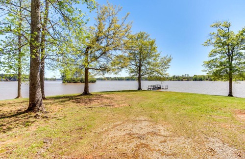 Prosperity House | Lakefront Prosperity Home w/Private Boat Dock