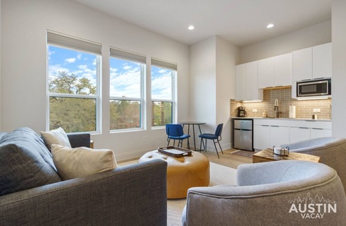 Lower Basin Lake Travis House | Lakeland Dr Combined (A+B)