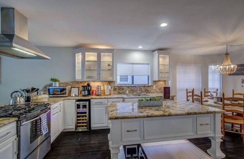 Rowlett House | Lakeside Elegance Chic 3BR 2.5B