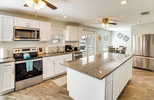 Seven Points House | Lakeside Retreat: Large Spacious Home w/Game Room