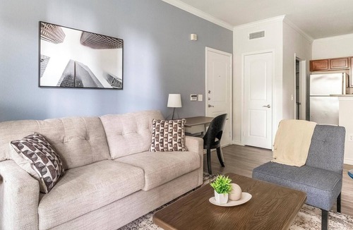 Barker Apartment | Landing | Amazing 1BD, Clubhouse, Gym