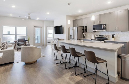 Midlothian Apartment | Landing | Amazing 2BD, Game Room, Clubhouse