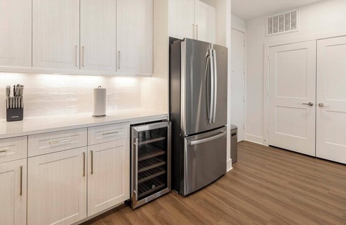 Roanoke Apartment | Landing | Amazing 2BD in Downtown Roanoke