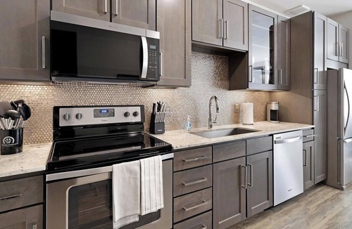 Fort Worth Cultural District Apartment | Landing | Amazing Studio, Gym, Game Room