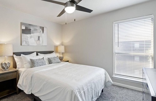 Cityplace Apartment | Landing at Ivy Urban Living - 2 Bedrooms in Old East Dallas