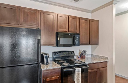 Georgetown Apartment | Landing at Madison at Westinghouse - 1 Bedroom in Downtown Georgetown