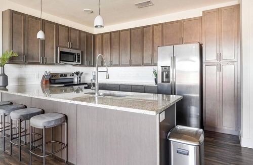 Stone Oak Apartment | Landing | Beautiful 2BD, Game Room, Pool