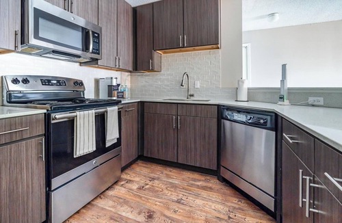 Biloxi Apartment | Landing | Incredible 2BD, Gym, Pool