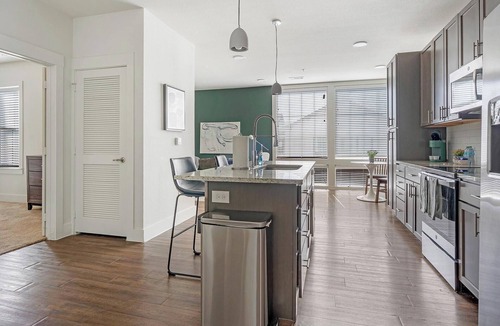 Stone Oak Apartment | Landing | Incredible 1BD, Clubhouse, Gym