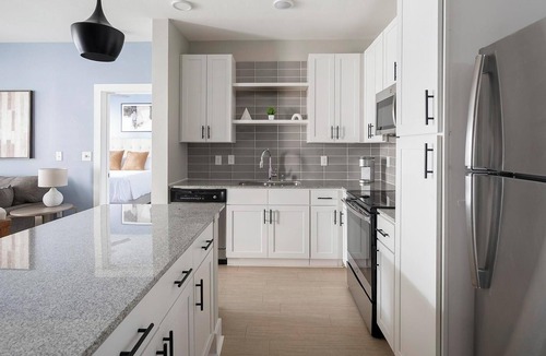 Rock Creek Apartment | Landing | Modern 2BD, Gym, Courtyard
