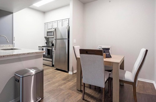San Antonio Apartment | Landing | Spectacular 1BD, Clubhouse, Gym