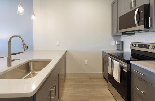 Midlothian Apartment | Landing | Stunning 1BD, Game Room, Clubhouse