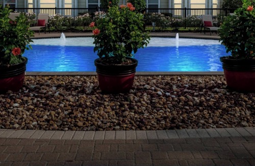 Humble Apartment | Landing | Stunning 2BD, Gym, Yoga Studio