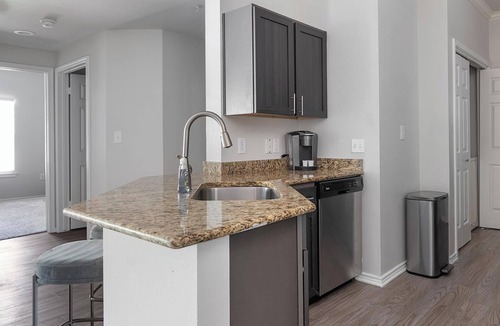Falconhead Apartment | Landing | Stunning 2BD in Bee Cave