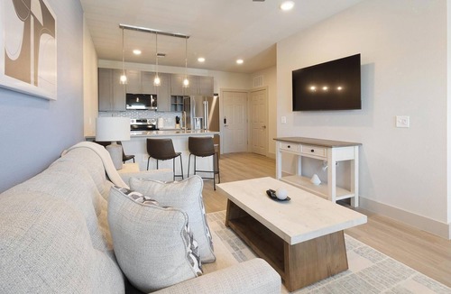 Midlothian Apartment | Landing | Stylish 1BD, Game Room, Clubhouse