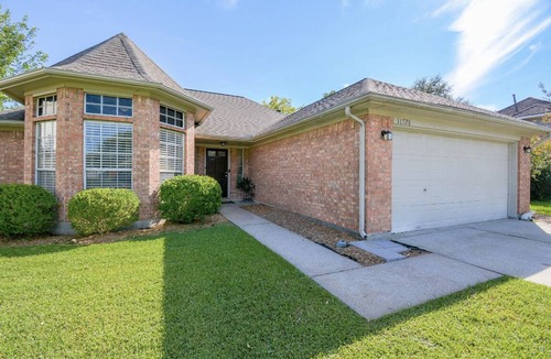 La Porte House | LaPorte Landing-w/Private Hot Tub- Grill & Chill