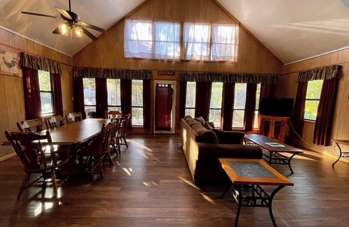 Zwolle Cabin | Large 4-Bedroom Cabin with Full Kitchen, Vaulted Great Room & Outdoor Gathering Space
