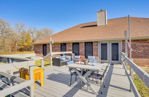 Alvarado House | Large Yard, Fire Pit & Games: Grandview Haven!