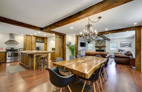 St-Adolphe-d'Howard Ski Chalet | Le Rustik-chic