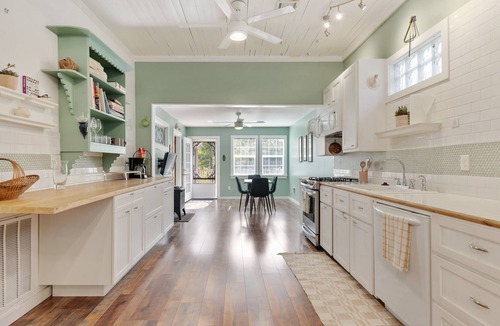 Arnaudville Cottage | Le T'fer on Bayou Fuselier