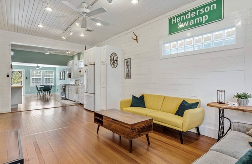 Arnaudville Cottage | Le T'fer on Bayou Fuselier