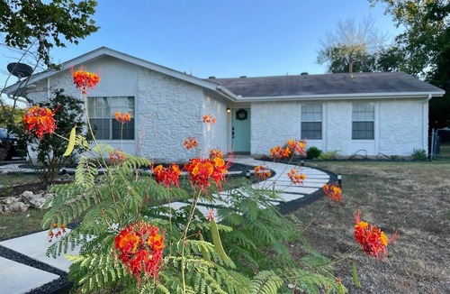 Leander House | Leander 3BR Retreat | Lake Travis Access