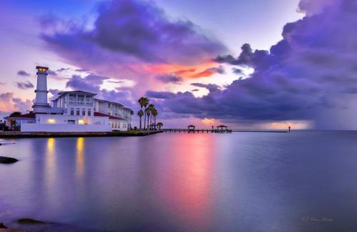 Fulton Hotel | Lighthouse Inn at Aransas Bay