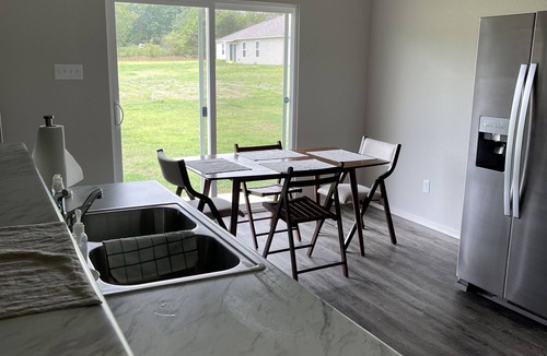 Conway House | Like New Home close to town family friendly, quiet and close to amenities.