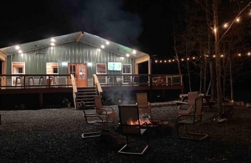 Athens Cabin | Livin on the Edge Cabin in Albert Pike Recreation Area. Beautiful place to stay!