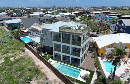 Shibui Sands House | LJ724 Private Heated Pool, Close to the Beach w Gulf Views, Golf Cart Included