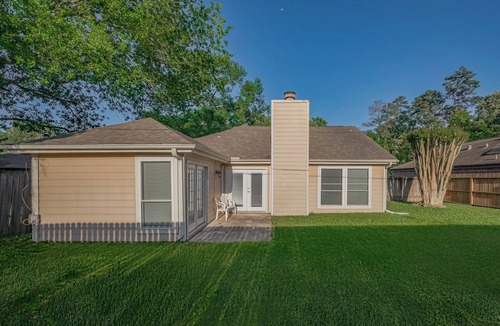 Spring House | Long term Housing - Peaceful 3Bd home in Spring,TX with a peaceful vibe!