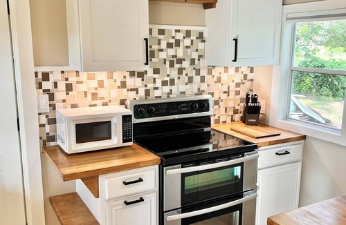 Whitesboro Cabin | Longhorn View Casita in perfect Whitesboro Texas