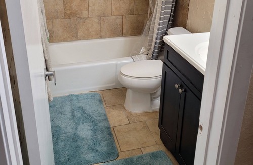Riverside Condo | Lovely 2 bed 1 bath in the heart of Austin