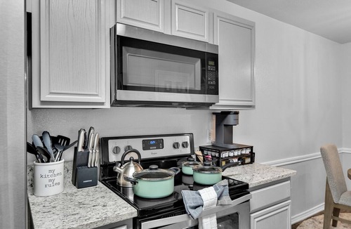 Glenn Heights House | Lovely 3-bedroom townhome with AC in Glenn Heights