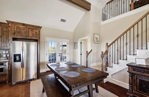 Palo Pinto County House | Lovely Chateau- near Hells Gate with pool/hot tub/grilling area and game room