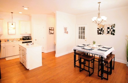 Highlands - Perkins House | LUX Home, 3min from LSU, KING Bed