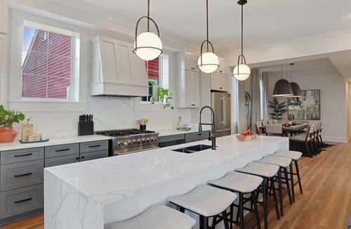Faubourg Lafayette Hotel | Luxe 19BR Suit | Private Backyard with Pool