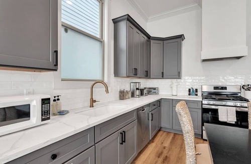Bywater House | Luxe Bywater 5BR w/Pool