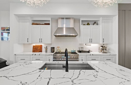 Garden Oaks House | Luxury 4-bedroom house in a family-friendly Houston neighborhood